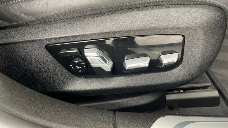 BMW 7 Series 740e Exclusive 4dr Auto Saloon